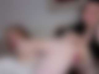 oopsallcurves's Live Sex Cam Show