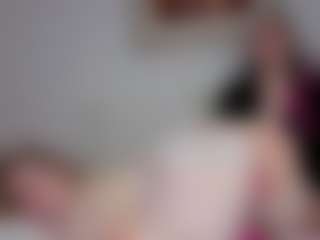 oopsallcurves's Live Sex Cam Show