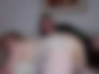 oopsallcurves's Live Sex Cam Show