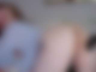 oopsallcurves's Live Sex Cam Show