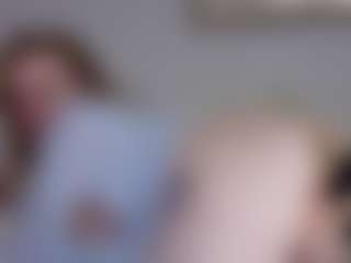 oopsallcurves's Live Sex Cam Show