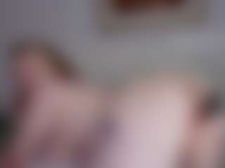 oopsallcurves's Live Sex Cam Show