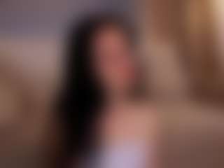 Live cam show with DaraDark - New Teen (18+) on luckytryst.com