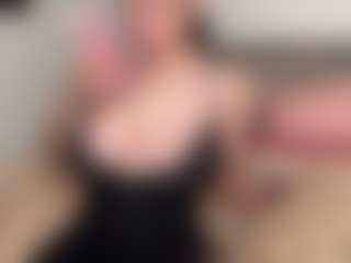 BIG Tokyooo's Live Sex Cam Show