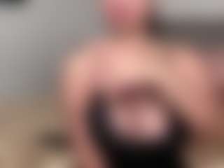 BIG Tokyooo's Live Sex Cam Show