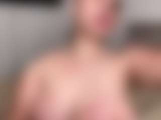 BIG Tokyooo's Live Sex Cam Show