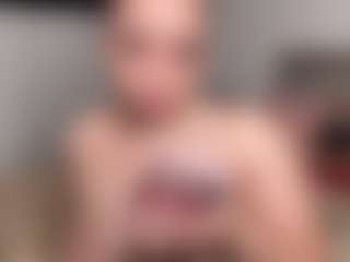 BIG Tokyooo's Live Sex Cam Show
