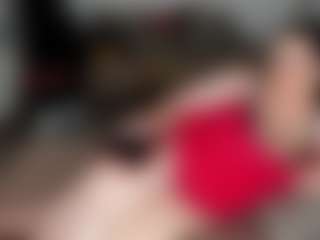 Live cam show with SweetCharlotte - Average on Camsoda