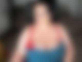 Live cam show with SweetCharlotte - Thong on Milfs Live