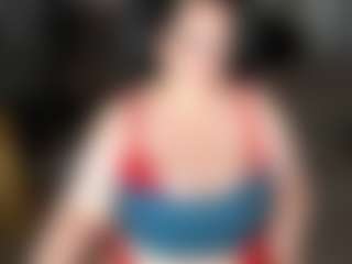 Live cam show with SweetCharlotte - Mature on Lustler