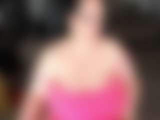 Live cam show with SweetCharlotte - Living Room on Camsoda