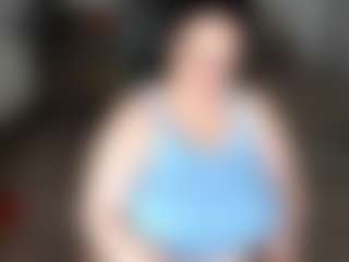 Live cam show with SweetCharlotte - Average on CamClone