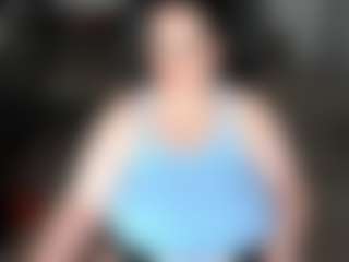 Live cam show with SweetCharlotte - Living Room on Milfs Live