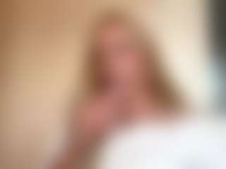 AlexiaDekenipp's Live Sex Cam Show
