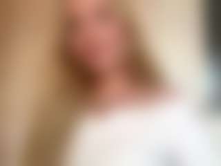 AlexiaDekenipp's Live Sex Cam Show