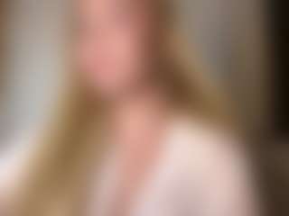Live-Cam-Show mit AlexiaDekenipp - Oil auf Camsoda