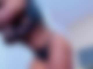 AliciaMoon-69's Live Sex Cam Show