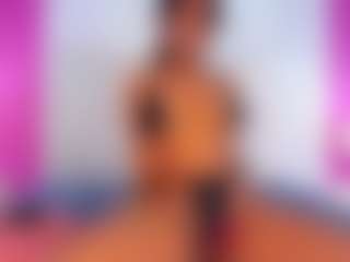 Live cam show with AliciaMoon-69 - Ebony Fetish on Cam Slut