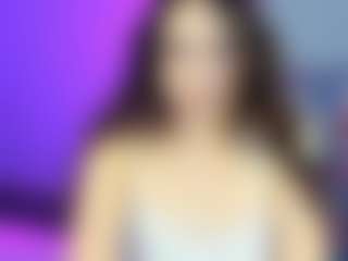 Live cam show with Aria-Belle - Moaning on Camsoda
