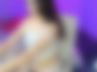 Live cam show with Aria-Belle - Skinny Teen (18+) on Camsoda