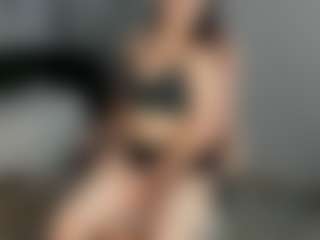 Aria-Belle's Live Sex Cam Show