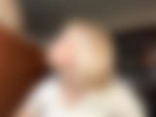 Live cam show with DennaDuerson - Blonde Hair Amateur on livesuperchat.net