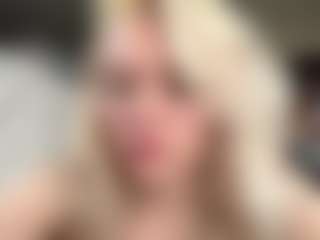 Live cam show with DennaDuerson - Small Tits on Camsoda