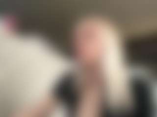Live cam show with DennaDuerson - Twerk on Cam Slut