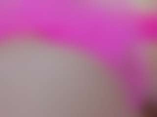 Live cam show with EmmaXKlain - Facial on Camsoda