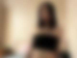 Live cam show with LakishaGuin - Smoke Mature on Camsoda