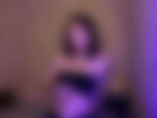LakishaGuin's Live Sex Cam Show