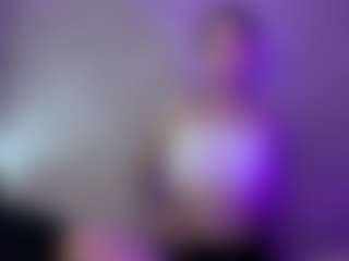 LakishaGuin's Live Sex Cam Show
