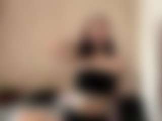 LakishaGuin's Live Sex Cam Show