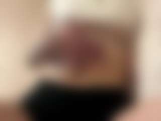 LakishaGuin's Live Sex Cam Show