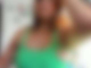 Live cam show with MellyWhatson - Blonde Hair on Porn Luv