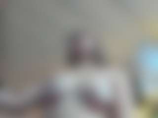 Live cam show with MellyWhatson - Brown Eyes Toys on TeamSkeetLive