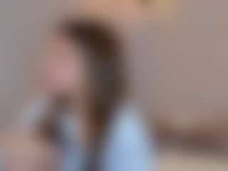 Live cam show with Lola - College Brown Hair on Camsoda