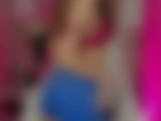 Live cam show with Lola - New Bedroom on Camsoda
