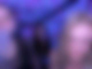 Live cam show with vikky-foxy - Flashing on Streamer API