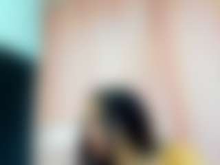 Show in cam erotica live di DemiCharm
