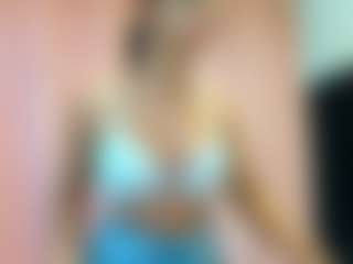 Live cam show with DemiCharm - Big Tits on CamClone