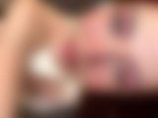 Live cam show with MagaliAragan - Dildo Or Vibrator on SinfulBabes