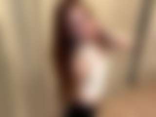 Live cam show with MagaliAragan - Striptease Teen (18+) on Mixed Magazine Live