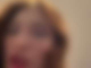 Live cam show with MagaliAragan - Dirty Talk on Camsoda