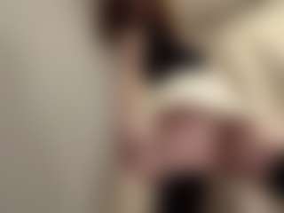 Live cam show with MagaliAragan - Dirty Talk on Mixed Magazine Live