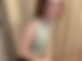 Live cam show with MagaliAragan - Fingerass on livesexfox.com