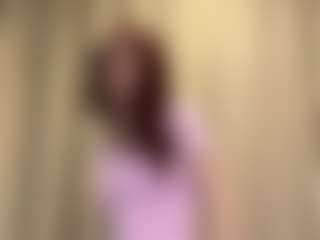 Live cam show with MagaliAragan - Red Hair on Camming Site
