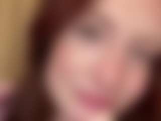 Live cam show with MagaliAragan - Nipple Piercings on Camming Site