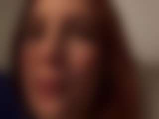 Live cam show with MagaliAragan - Flashing on CamClone