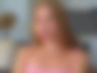 Live cam show with RondaSchlicher - New Spank on CamClone